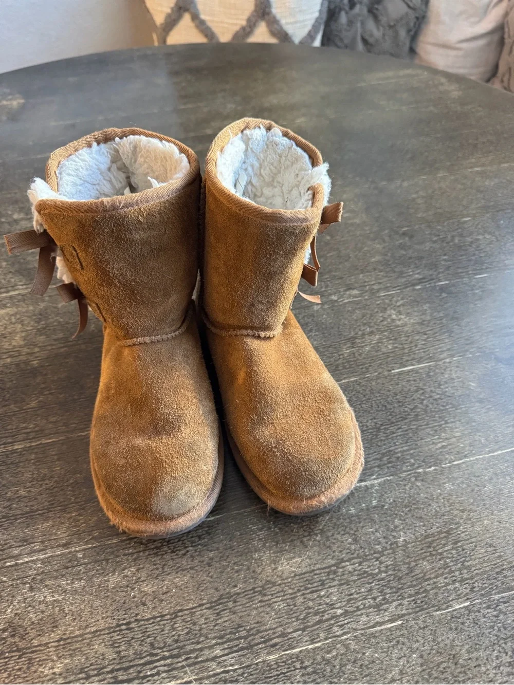 Koolaburra by UGG Brown Faux-Suede Winter Boots with Shearling Lining Kids 1